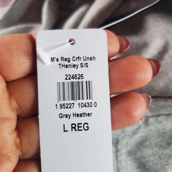 L.L. BEAN Traditional Fit Gray Short Sleeve Henley T-Shirt Size Large - Picture 5 of 8